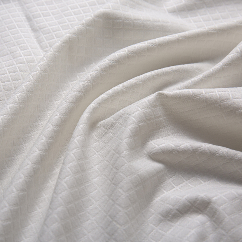Polyester mikrofiberfarget sengetøy preget stoff